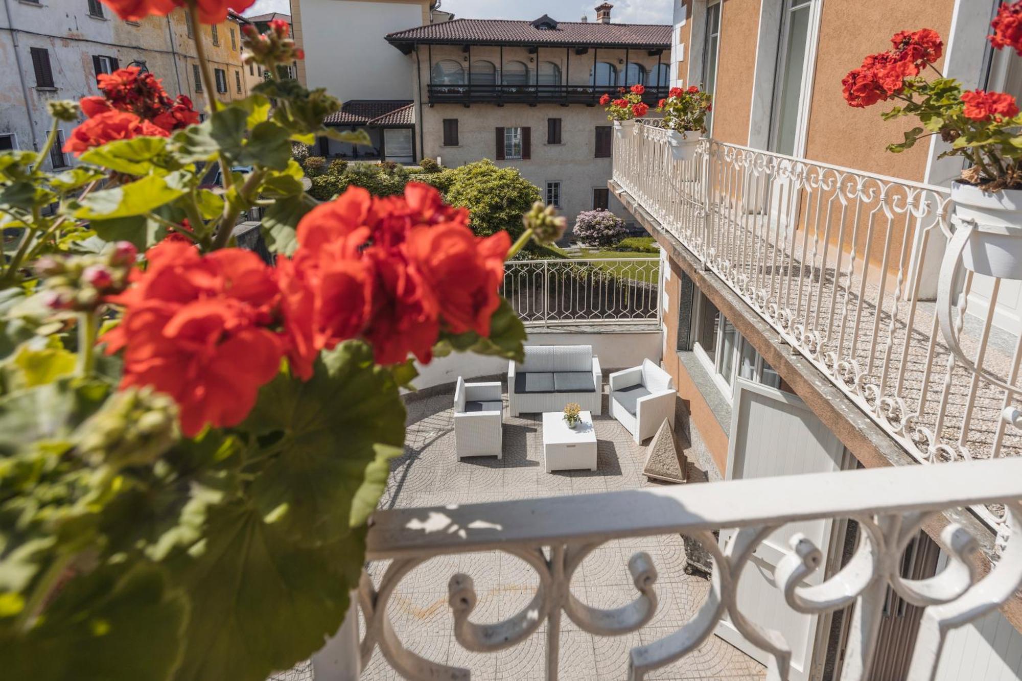 La Favola Hotel Soriso Bagian luar foto